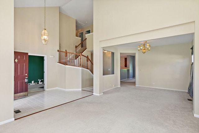 1108 Fox Path, West Dundee, IL 60118