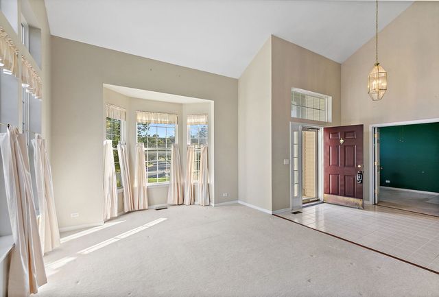 1108 Fox Path, West Dundee, IL 60118