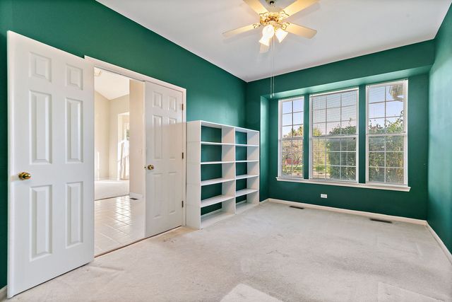 1108 Fox Path, West Dundee, IL 60118