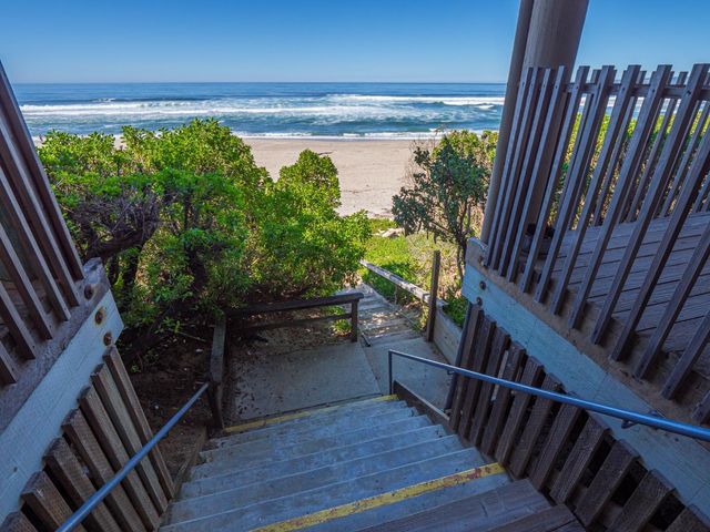 372 Oceanview Drive, La Selva Beach, CA 95076