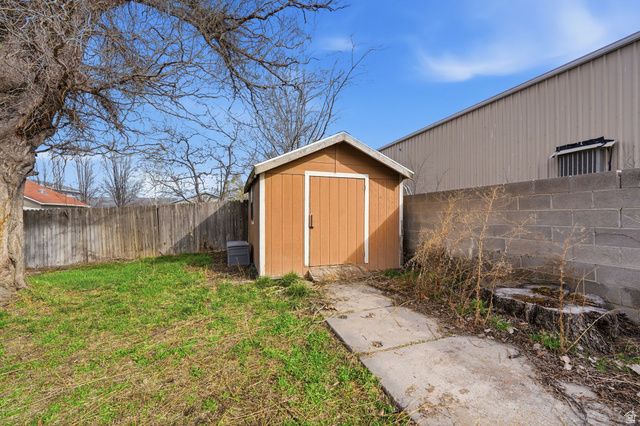 1275 W 8830 S, West Jordan, UT 84088