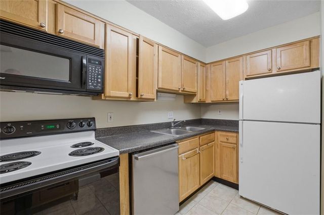 3440 Essex Avenue 103, Atlanta, GA 30339