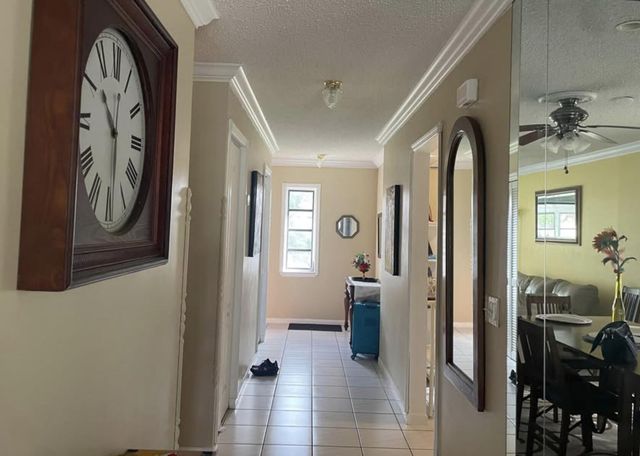 21218 Lago Circle B, Boca Raton, FL 33433