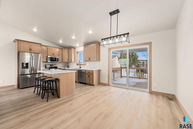 208 N Sund St Street, Worthing, SD 57077