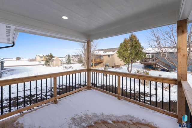 208 N Sund St Street, Worthing, SD 57077