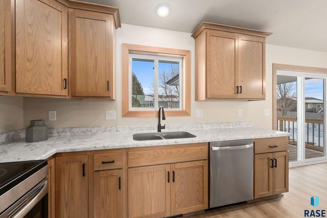 208 N Sund St Street, Worthing, SD 57077