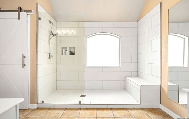 1009 Oak Ridge, Schertz, TX 78154