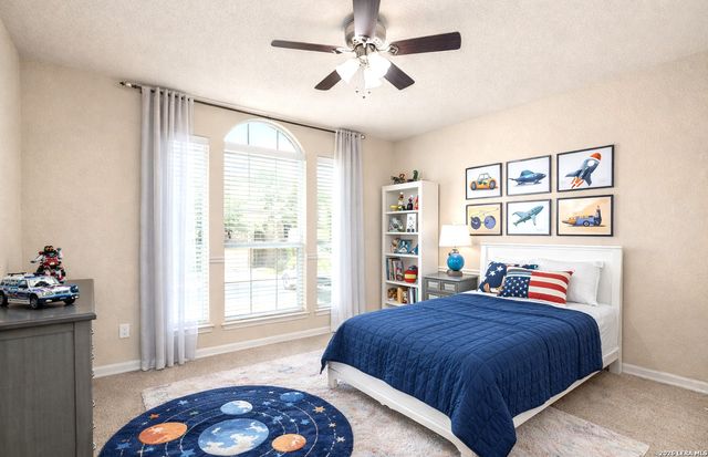 1009 Oak Ridge, Schertz, TX 78154