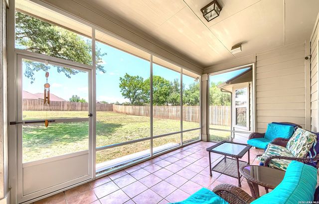 1009 Oak Ridge, Schertz, TX 78154