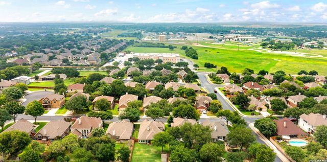 1009 Oak Ridge, Schertz, TX 78154