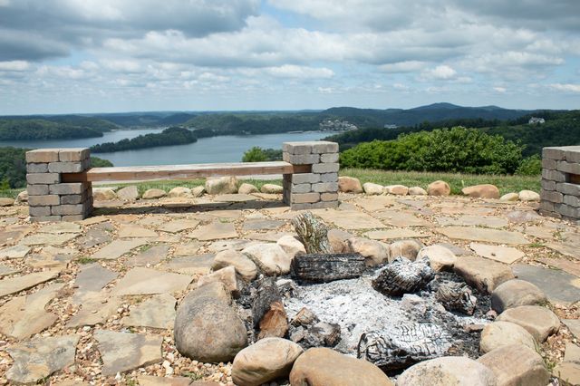 44A Catfish Rd, Hilham, TN 38568