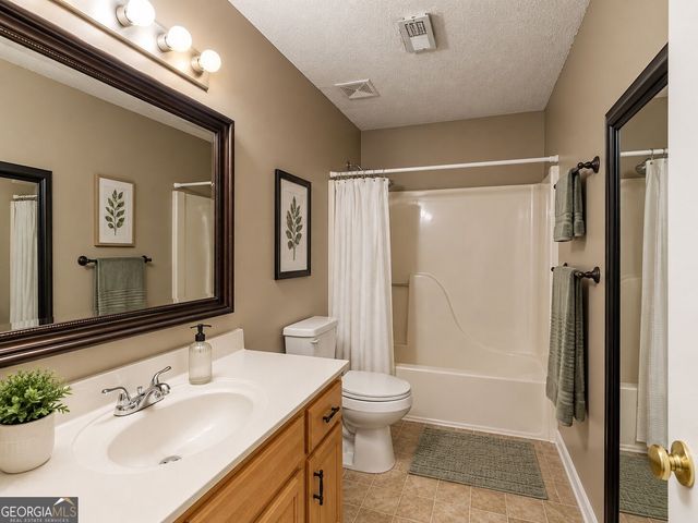 2165 S Milledge Avenue E4, Athens, GA 30605