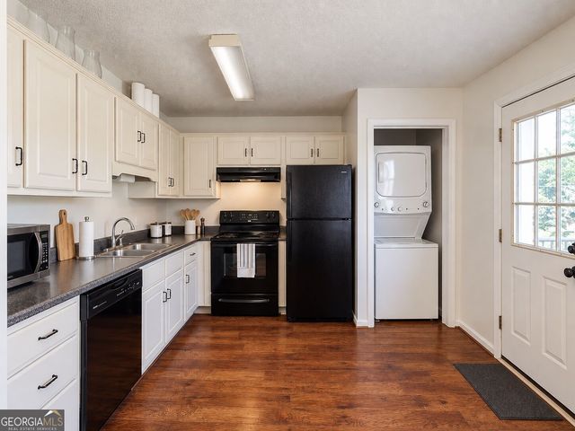 2165 S Milledge Avenue E4, Athens, GA 30605