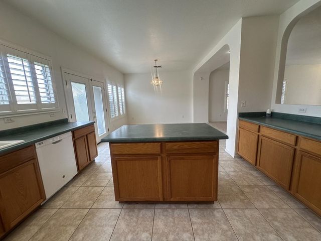 8248 E Posada Avenue, Mesa, AZ 85212