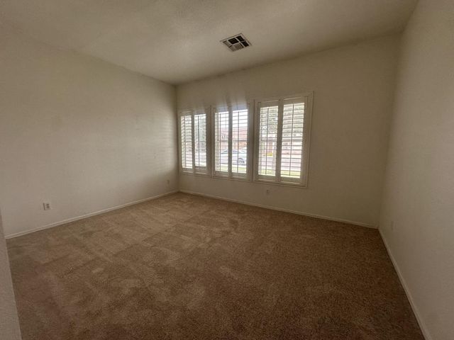 8248 E Posada Avenue, Mesa, AZ 85212