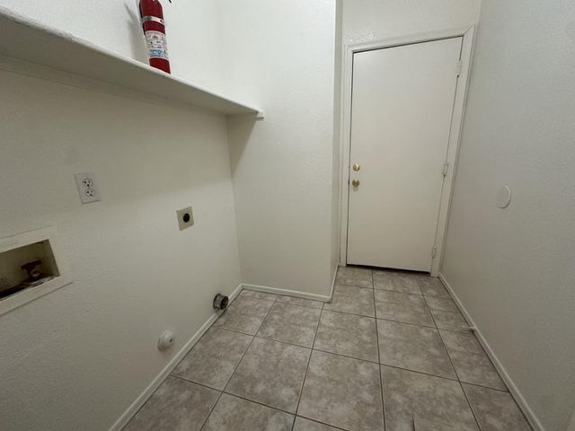 8248 E Posada Avenue, Mesa, AZ 85212