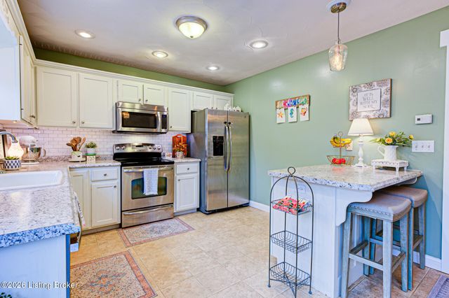 116 Illinois Way, Coxs Creek, KY 40013