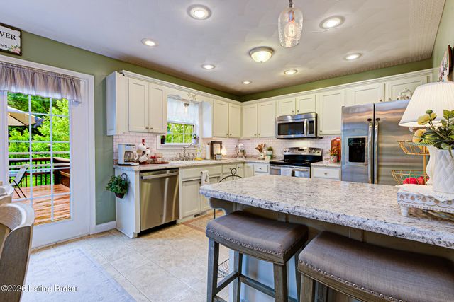 116 Illinois Way, Coxs Creek, KY 40013