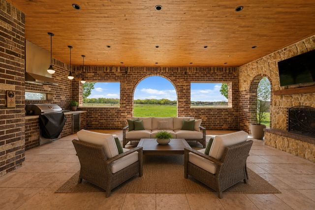 7754 County Road 275, Terrell, TX 75160