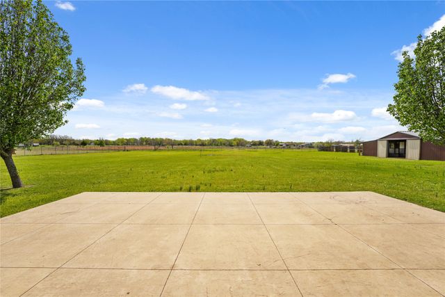 7754 County Road 275, Terrell, TX 75160