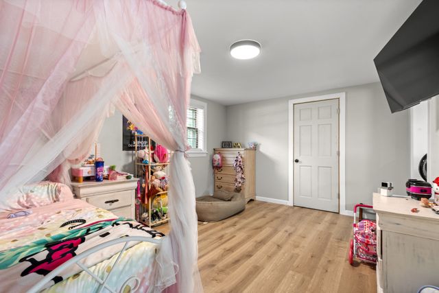 124 Shadybrook Cir, Dickson, TN 37055