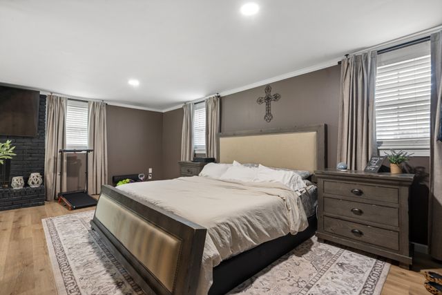 124 Shadybrook Cir, Dickson, TN 37055