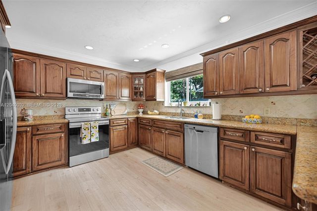 14501 SW 99th Avenue, Miami, FL 33176