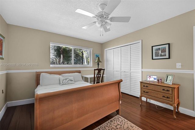 14501 SW 99th Avenue, Miami, FL 33176