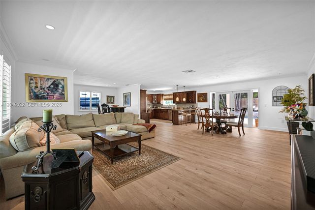 14501 SW 99th Avenue, Miami, FL 33176