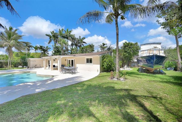 14501 SW 99th Avenue, Miami, FL 33176