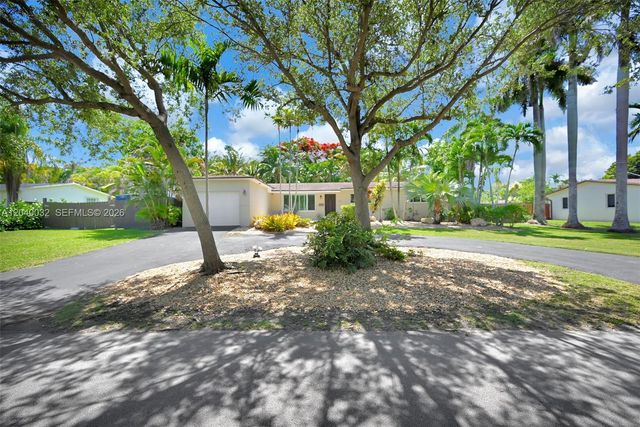 14501 SW 99th Avenue, Miami, FL 33176