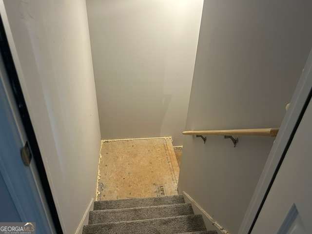 7005 Branch Creek Cove, Flowery Branch, GA 30542