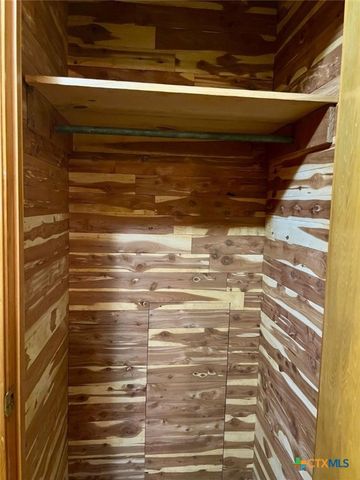 6414 Fm 234 N., Edna, TX 77957