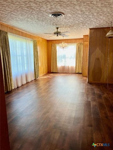 6414 Fm 234 N., Edna, TX 77957