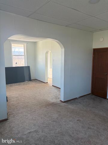 917 E WICONISCO AVE, Tower City, PA 17980