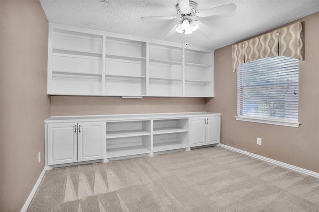 2715 Sandy Lake Drive, Kingwood, TX 77339