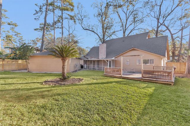 2715 Sandy Lake Drive, Kingwood, TX 77339