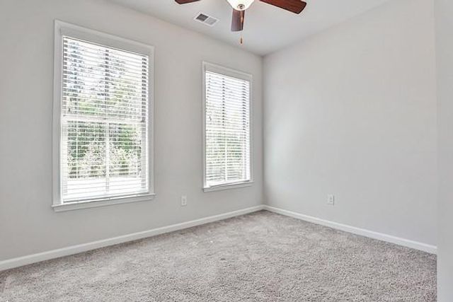 4274 Sand Pine Alley, Doraville, GA 30360