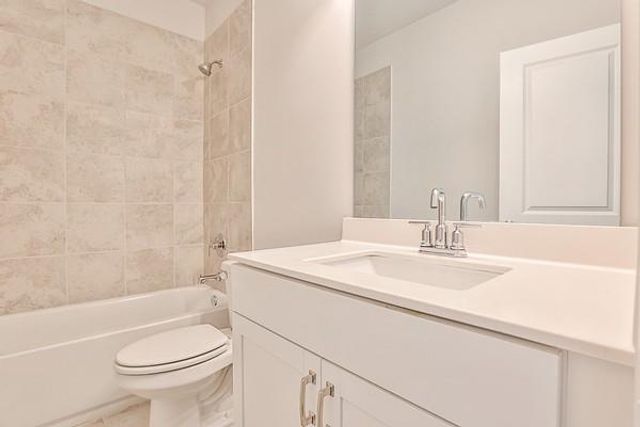 4274 Sand Pine Alley, Doraville, GA 30360