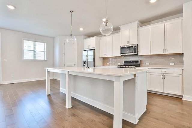 4274 Sand Pine Alley, Doraville, GA 30360