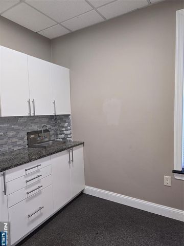 144 Belmont Avenue 203, Belleville, NJ 07109