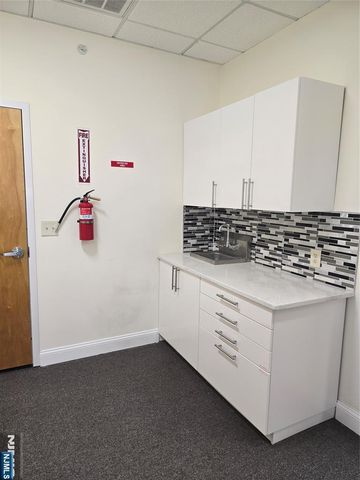 144 Belmont Avenue 203, Belleville, NJ 07109