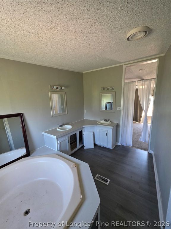 824 Blue Road, Parkton, NC 28371 — photo 10