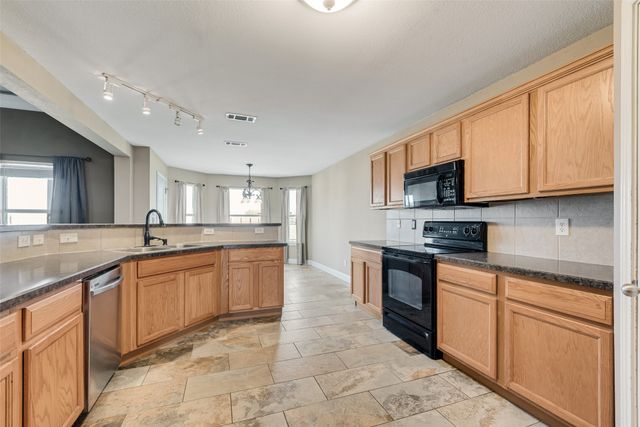 103 Springfield Lane, Red Oak, TX 75165