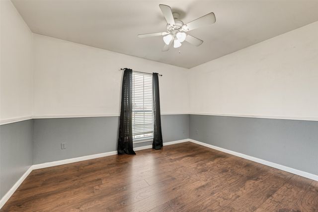 103 Springfield Lane, Red Oak, TX 75165