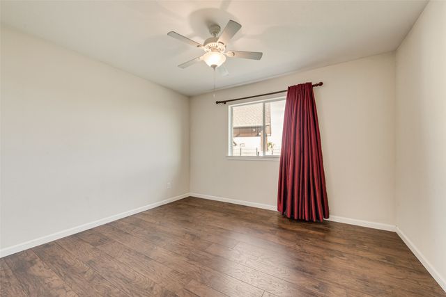 103 Springfield Lane, Red Oak, TX 75165