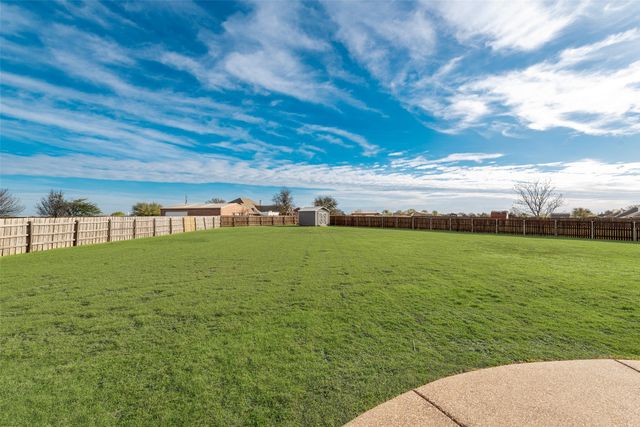 103 Springfield Lane, Red Oak, TX 75165