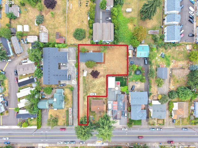 7563 Se FLAVEL St, Portland, OR 97206