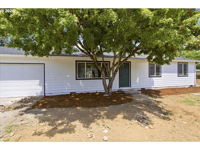 7563 Se FLAVEL St, Portland, OR 97206