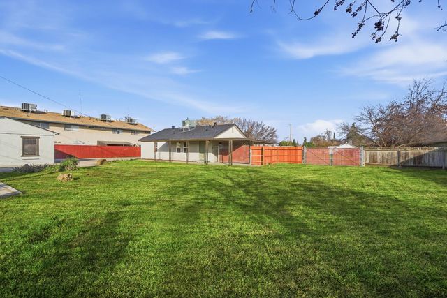 3107 N Arthur Avenue, Fresno, CA 93705